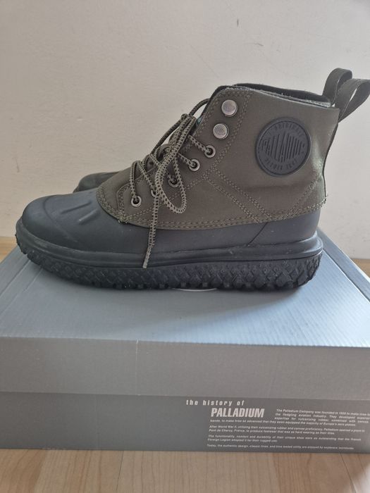 Зимни боти Palladium