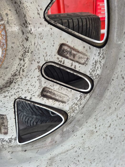 Roti Jante Anvelope VARA 5x114.3 245/50/20 - OEM Dodge Nitro CA NOI