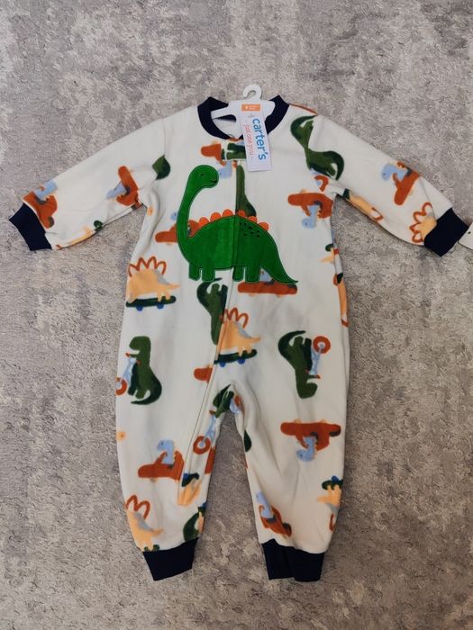 Комбинезон на 6-9 мес.