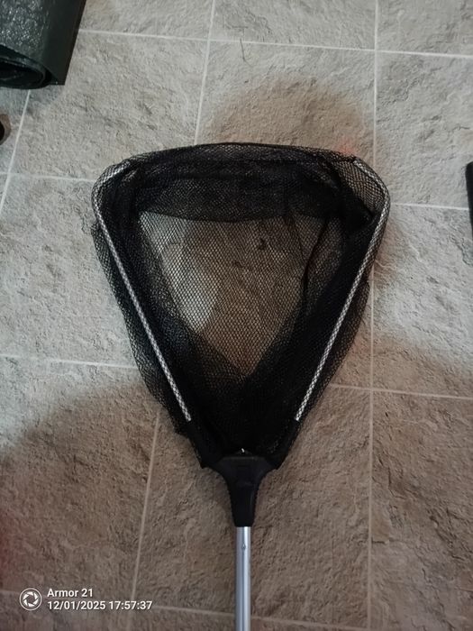 Кеп за риболов комплект от 2 кепа и един живарник