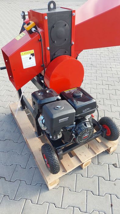Tocător crengi RS-120 + PTO