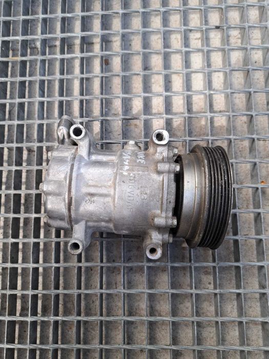 Compresor AC Nissan Juke 1.5 DCI cod 92600AZ74A an 2010 - 2014 Compresor Nissan Qashqai Nissan NV200