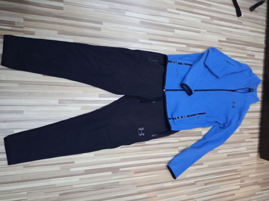 Комплект NIKE TECH,размер S,цена 50лв