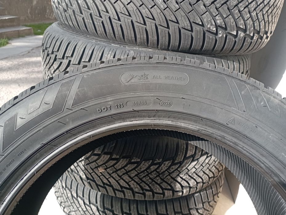 На BYD Song: 235/55 r19 Petlas SuvMaster