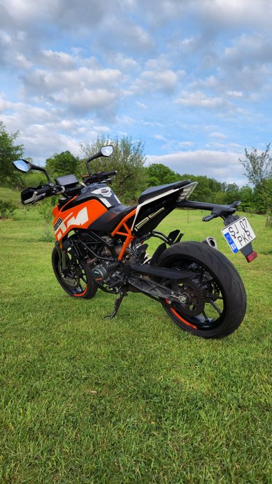 KTM DUKE 125 (A1)