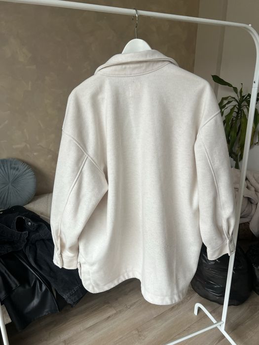 Н&М дебела риза, L размер