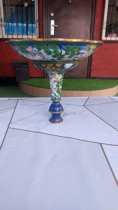 Продам старину вазу