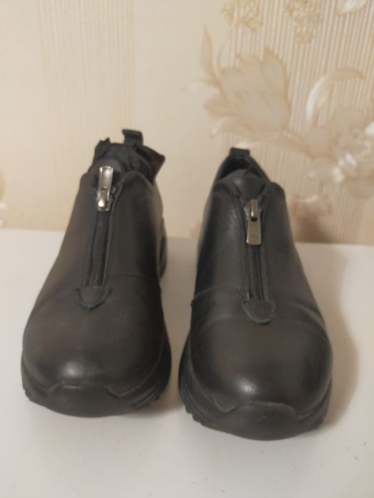 Продам туфли ( платформа)