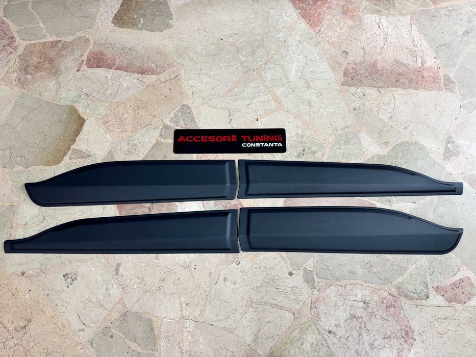 Protectii / Ornamente Usi - Dacia Jogger