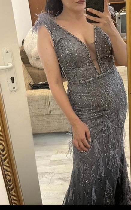 Официална рокля