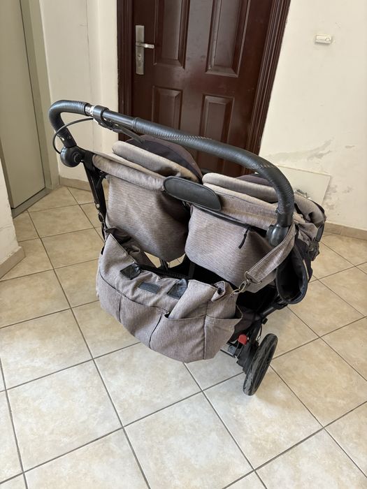 Количка за близнаци Mountain Buggy Duet Luxury