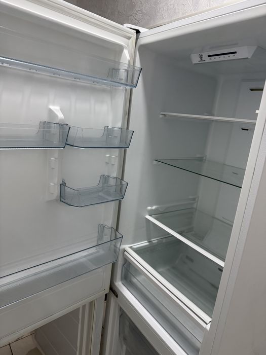 Продам холодильник