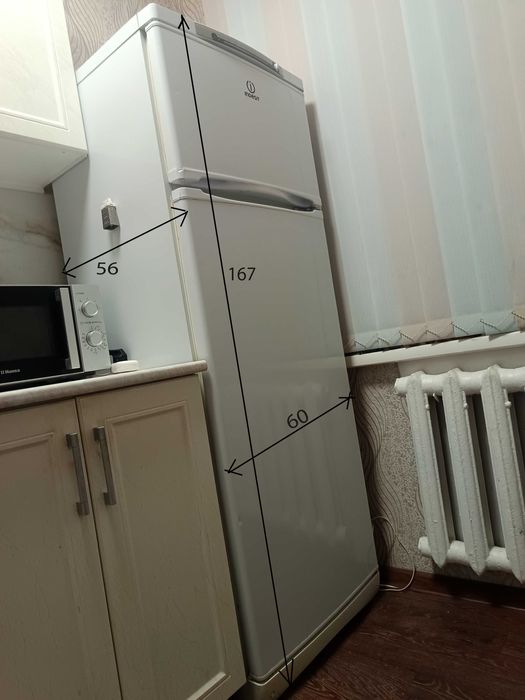Холодильник INDESIT