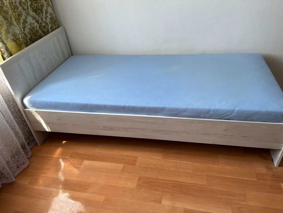 Кровать односпальная