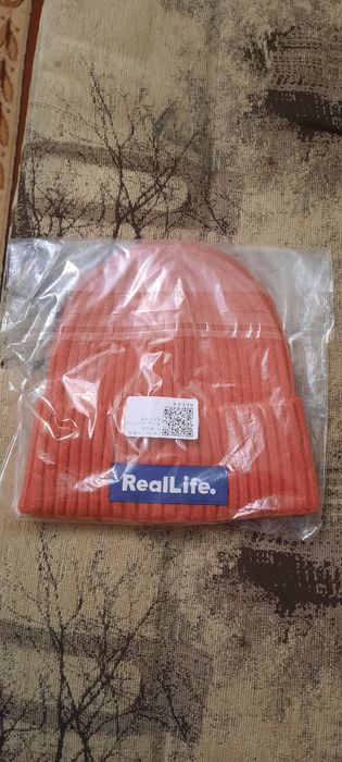 Продам шапки трикотаж