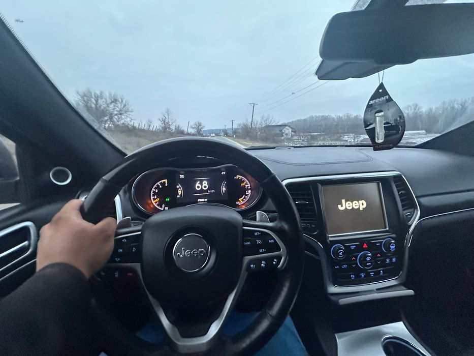 Jeep grand cherokee summit 2014