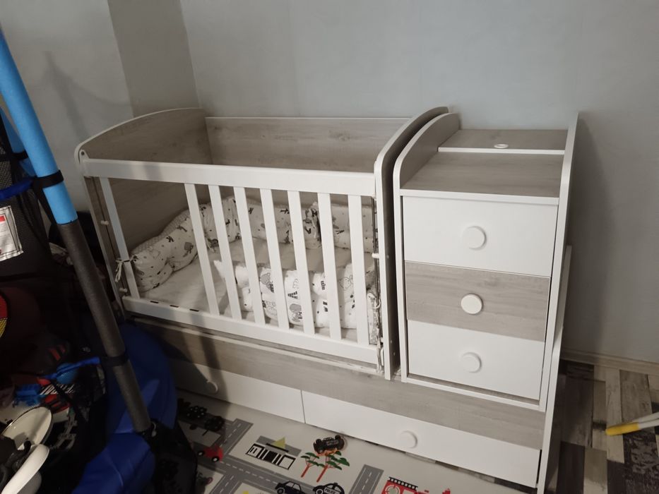 Продавам кошара 3 в 1