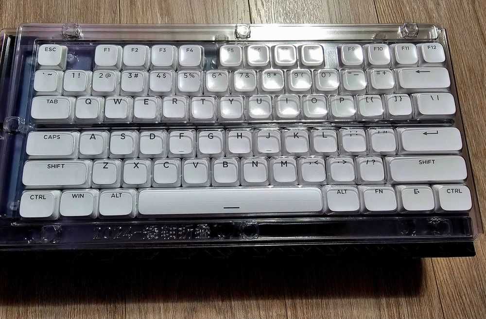 Нископрофилни PBT кийкапове за механични клавиатури – Cherry Stem, с подсветка