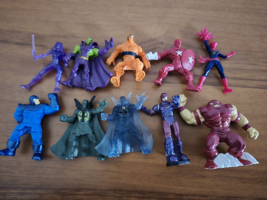 Марвел мини фигурки (Marvel 500) продават се в комплект!