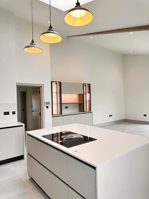 Лукс Декор Професионално боядисване  пясачна мазилка и дек.мазаилка