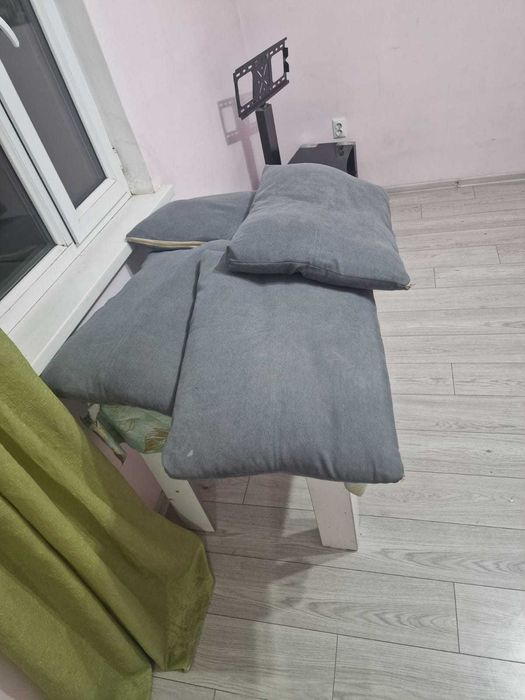 Продам угловой диван б/у