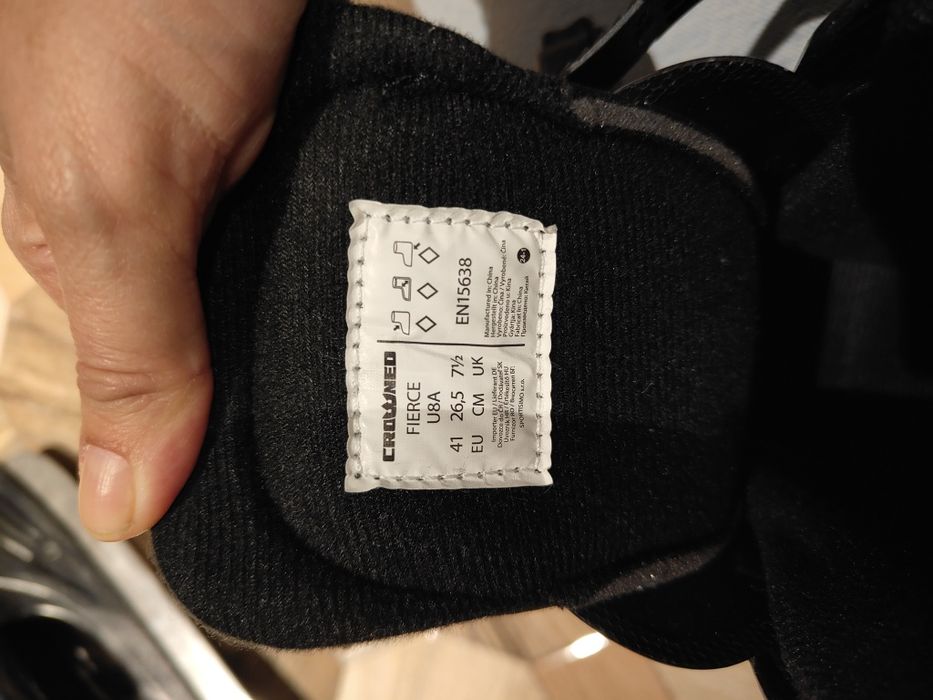 Patine barbati Fierce Crowned