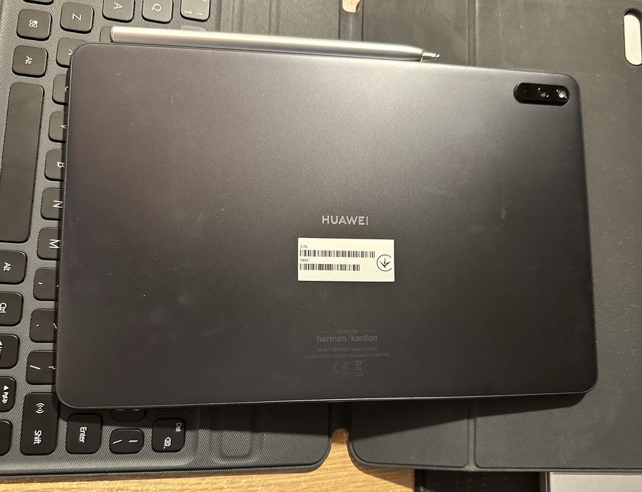 Tableta Huawei MatePad 11 (2021) cu creion si tastatura