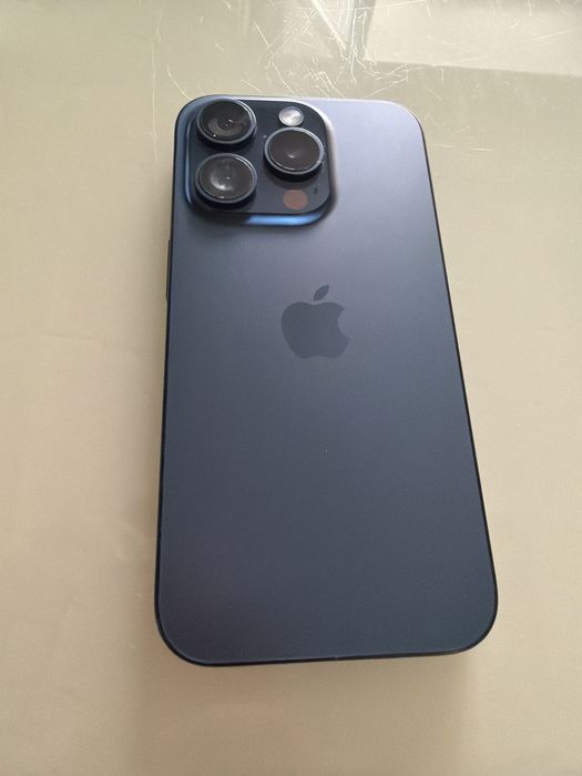 Продам iphone 15 pro