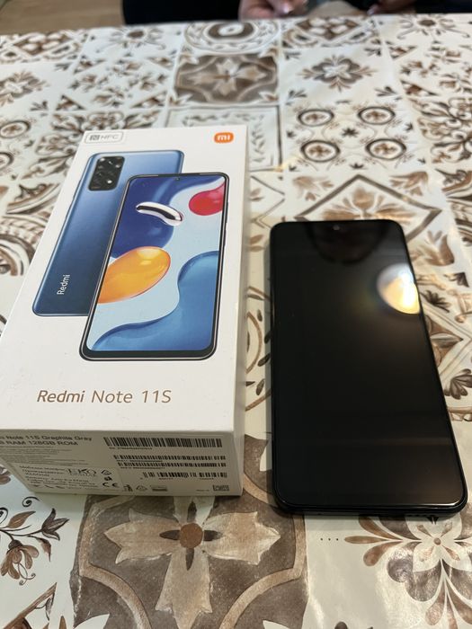 Продавам два телефона Xiaomi и redmi