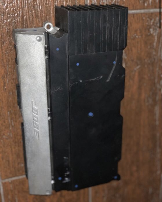 Statie amplificare Bose Audi Q7