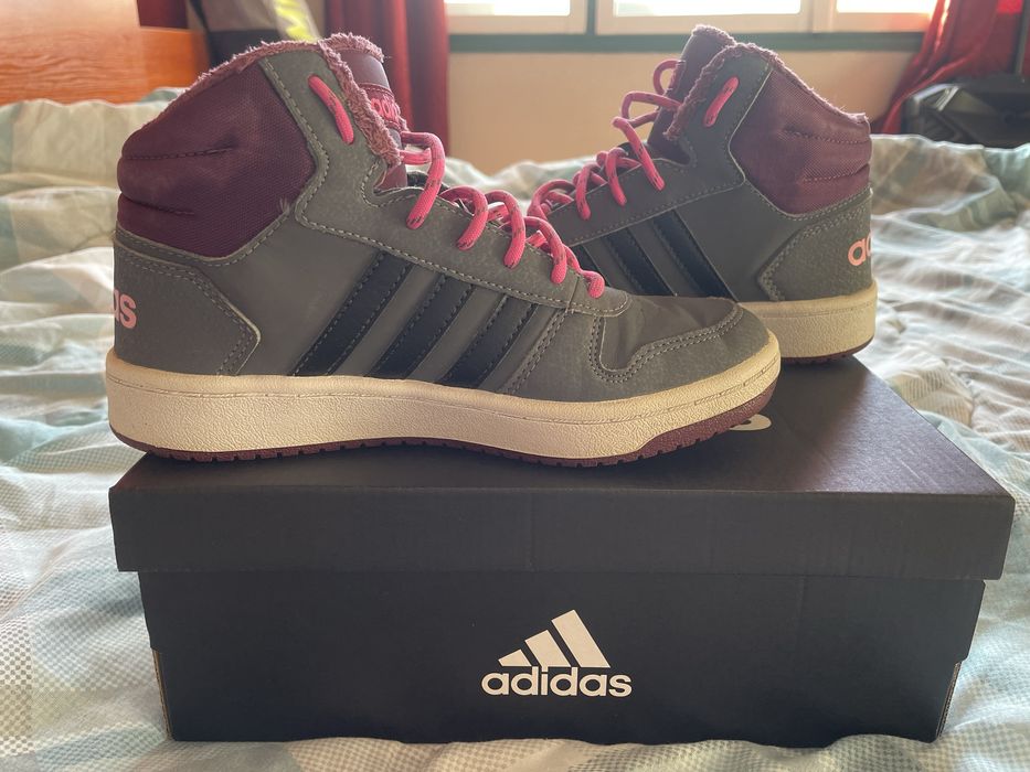 Зимни кецове Адидас