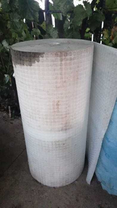 Balot de membrana pentru izolatie in bai si terase