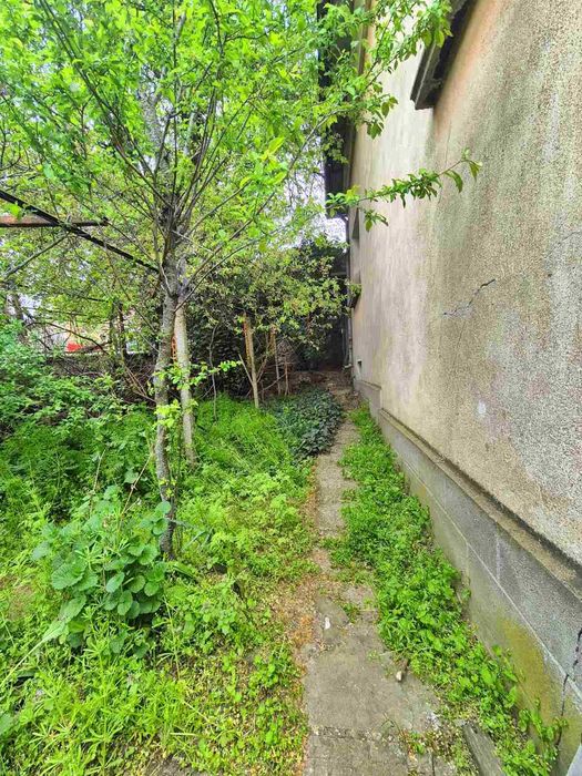 Продаваме къща гр. Искър в близост до Плевен !