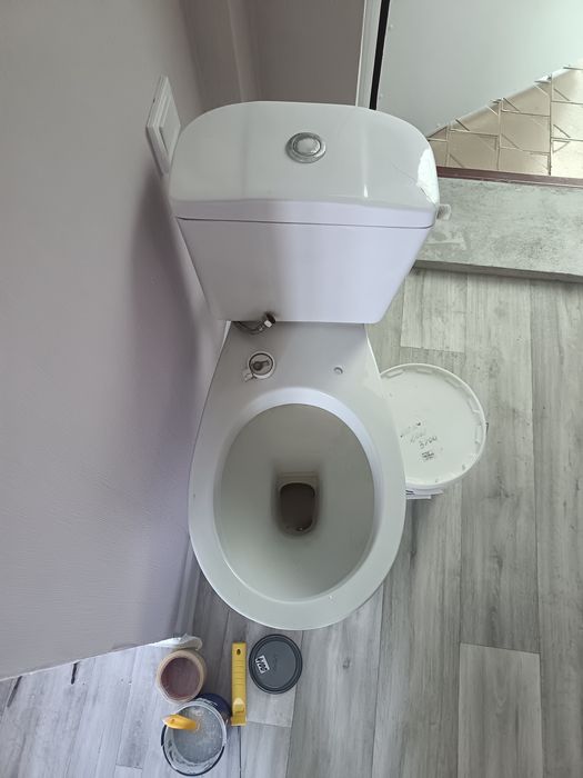 Продам унитаз 3мкр