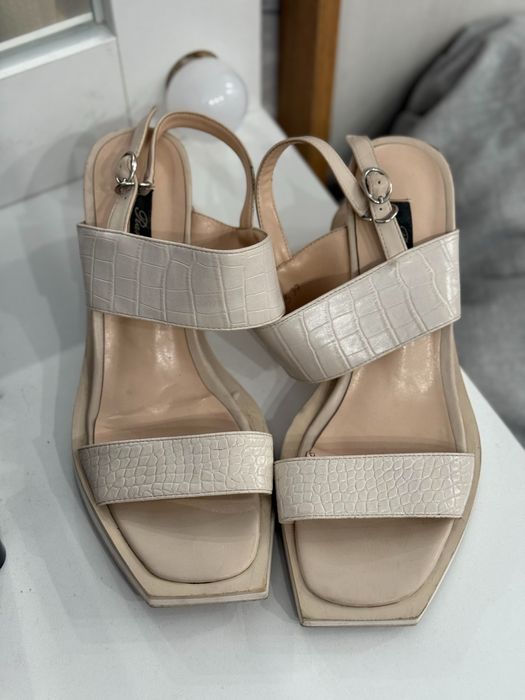 Большой пакет обуви