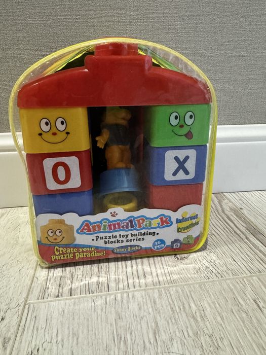 Конструктор строительный детский