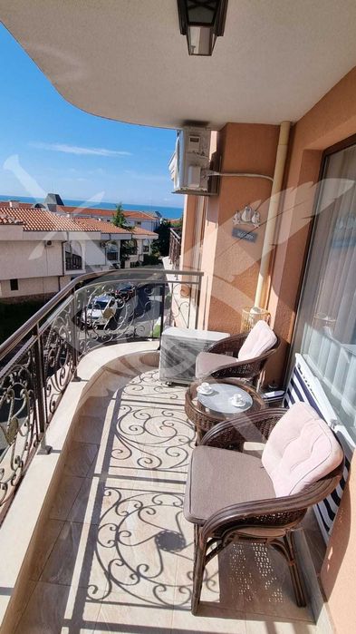 Продава се Двустаен апартамент в Свети Влас - 70 кв.м за 1865 €/кв.м - Снимка #1