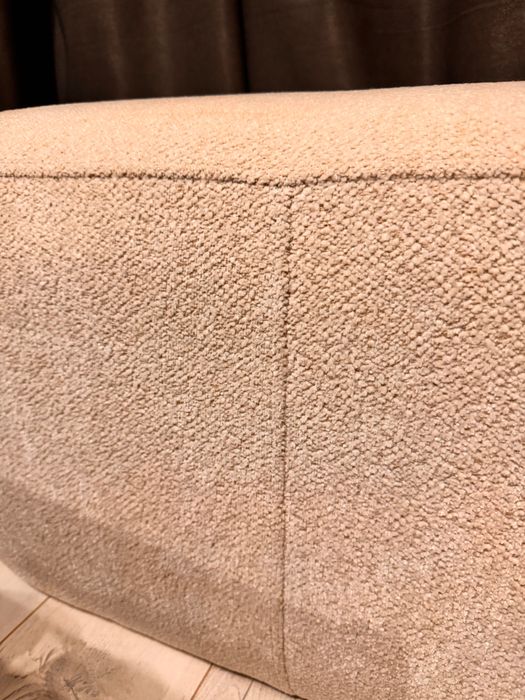 Бяла табуретка от Jysk