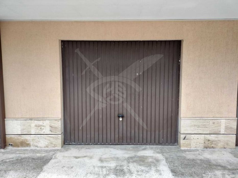 Продава се Гараж / Паркомясто в Варна, Левски - 17 кв.м за 2648 €/кв.м - Снимка #5