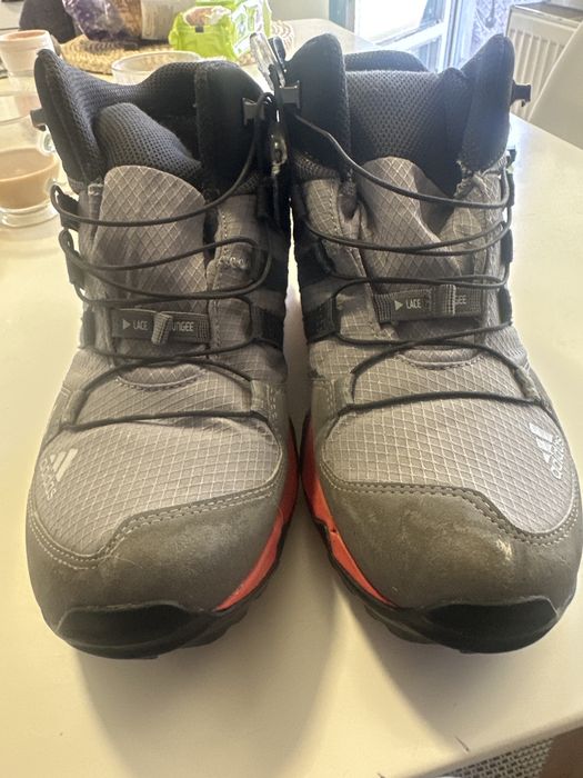 Зимни маратонки Адидас TEREX mid Gtx K GORE