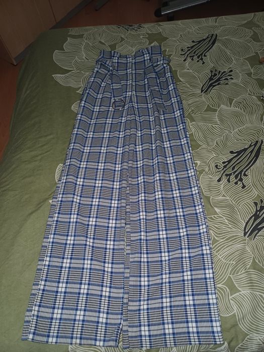 Pantaloni de vară evazați damă BERSHKA – mărimea 34, cu curea