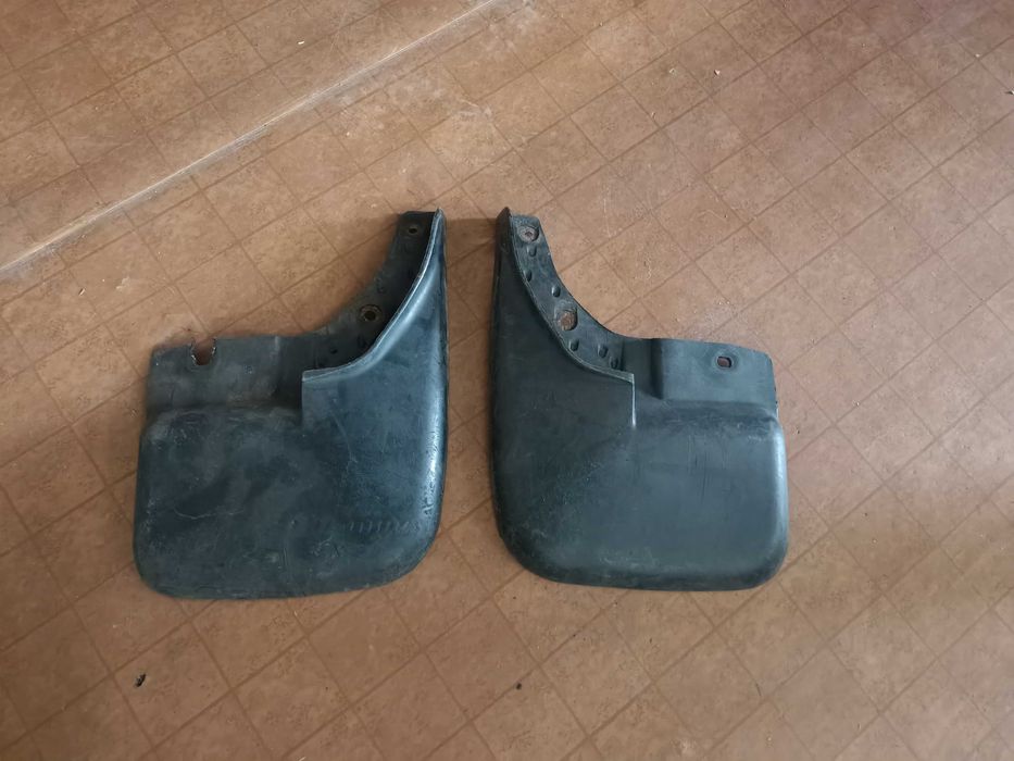 Брызговики на Делику