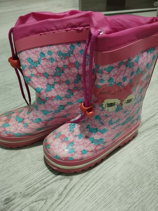 Резиновые сапоги на девочку