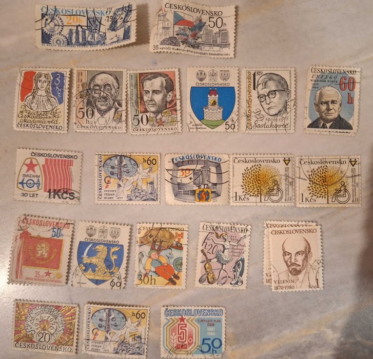 Продавам пощенски марки от 70-те - 80-те год. на 20 в.