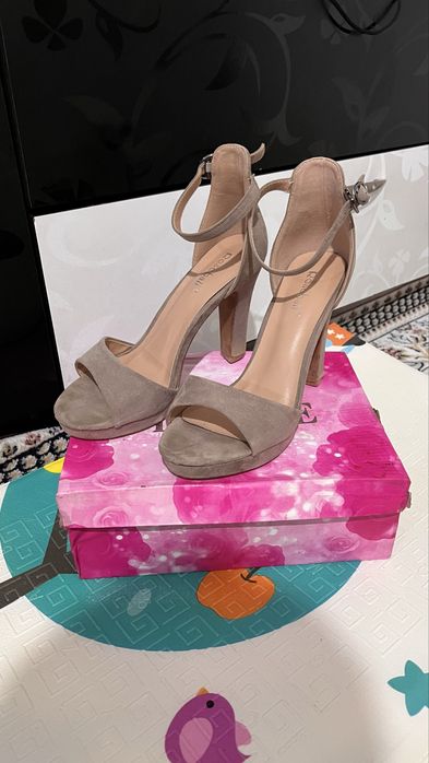 Туфли и босоножки