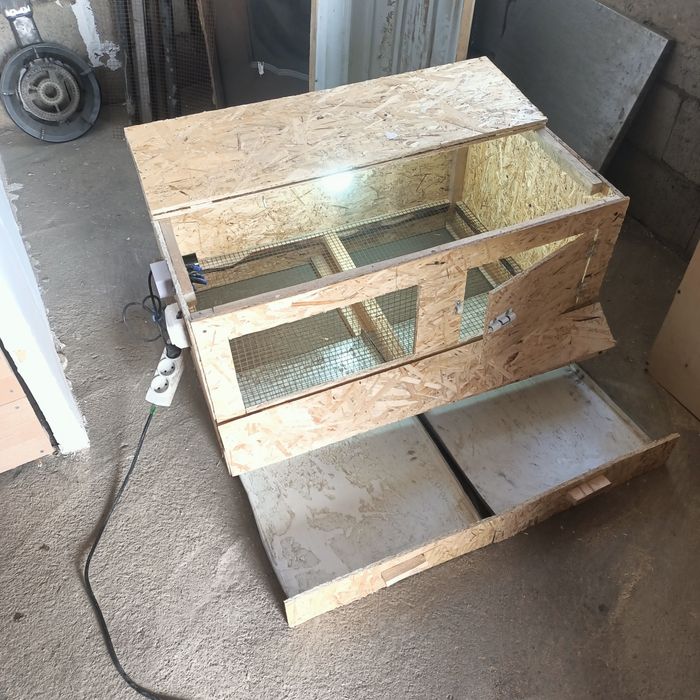 Брудер Прадам брудер