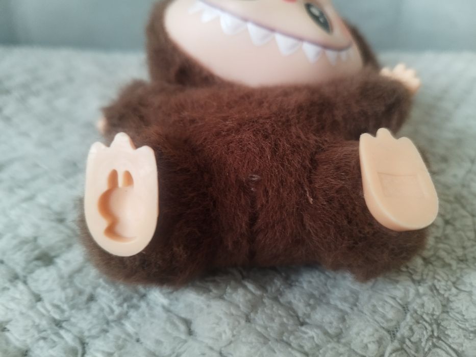 Продам мягкую игрушку Labubu. Новая.