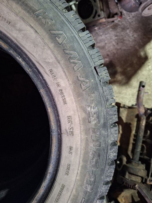 Резина зимняя на 15