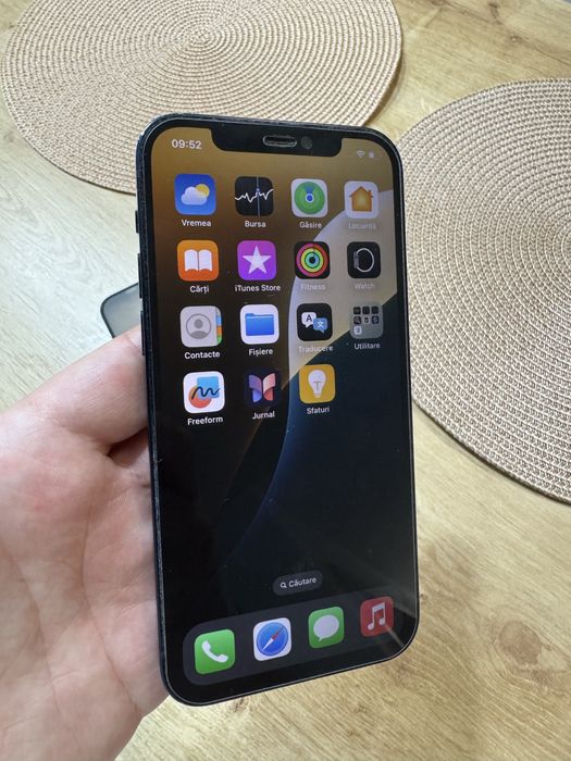 iPhone 12 – 64 GB – stare foarte bună – Brasov