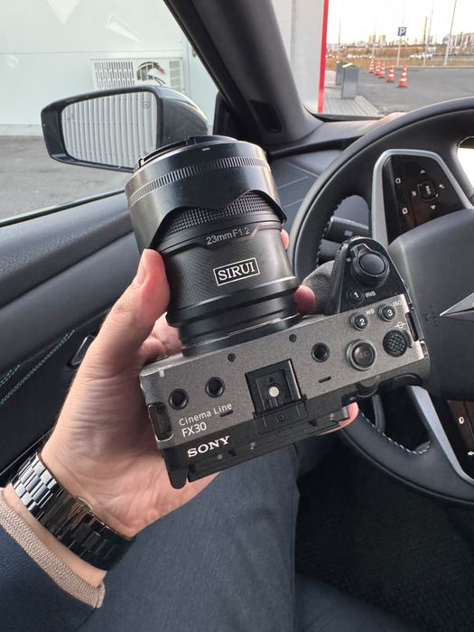 Продам камеру Sony fx30+sirui 23mm 1.2